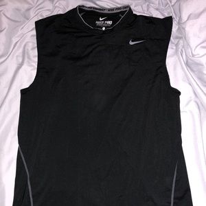 Men’s Nike Pro Combat Shirt, L